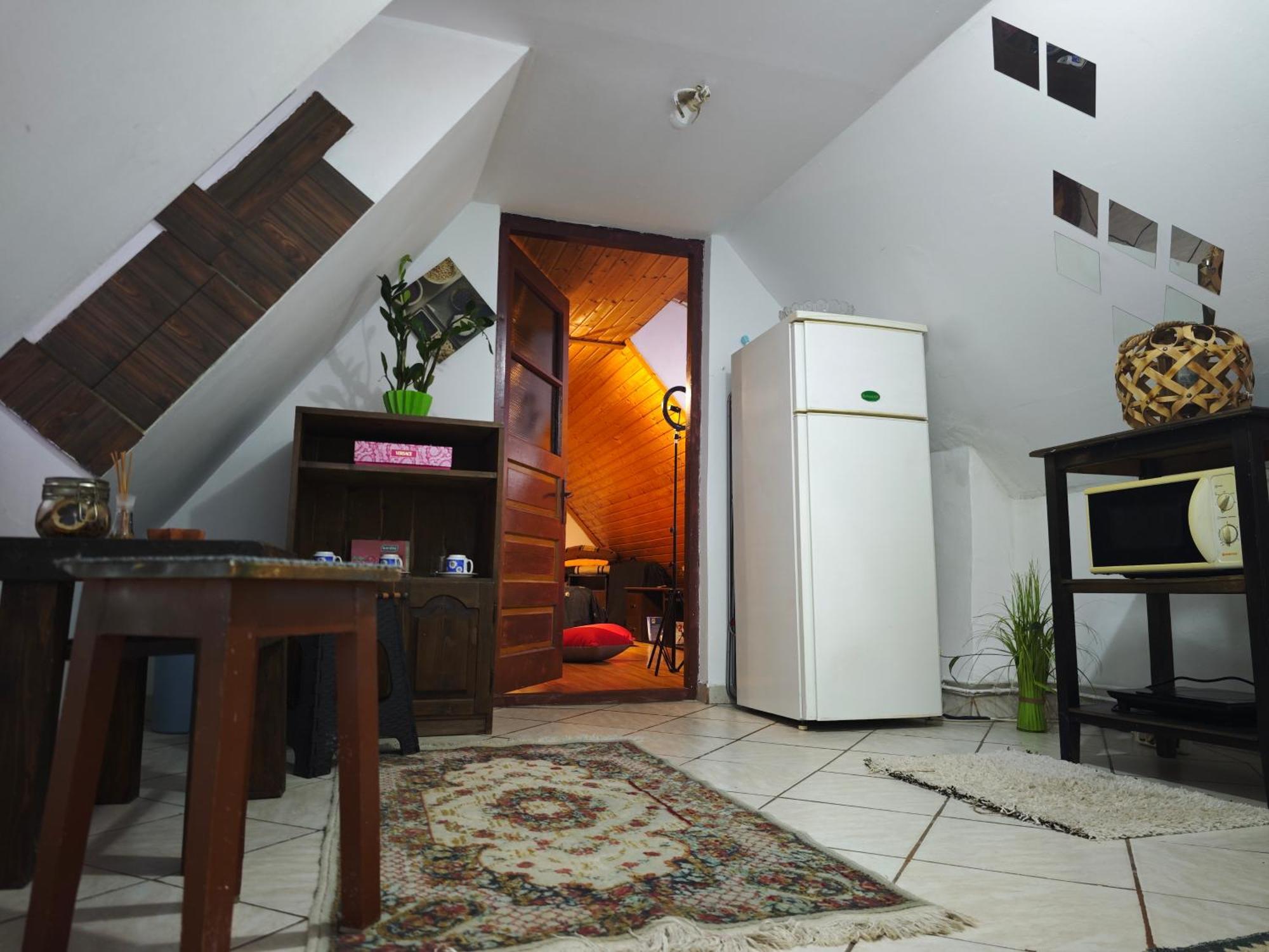 Apartment Mansarda Din Poveste